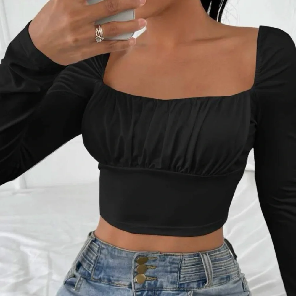 Square neck long sleeve ruched boho crop top black - Picture 3 of 8